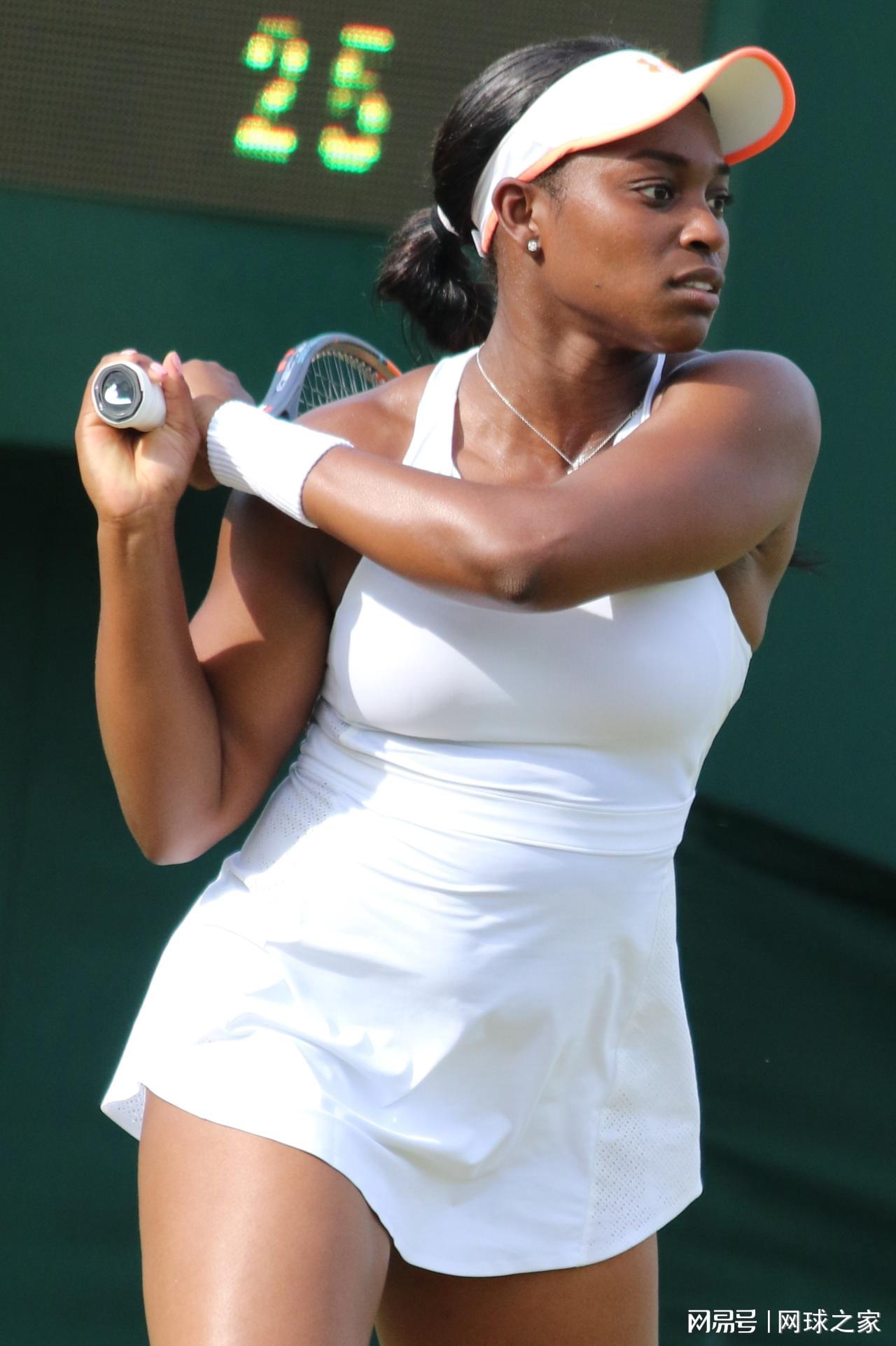 不禁想起斯, 拉斐尔