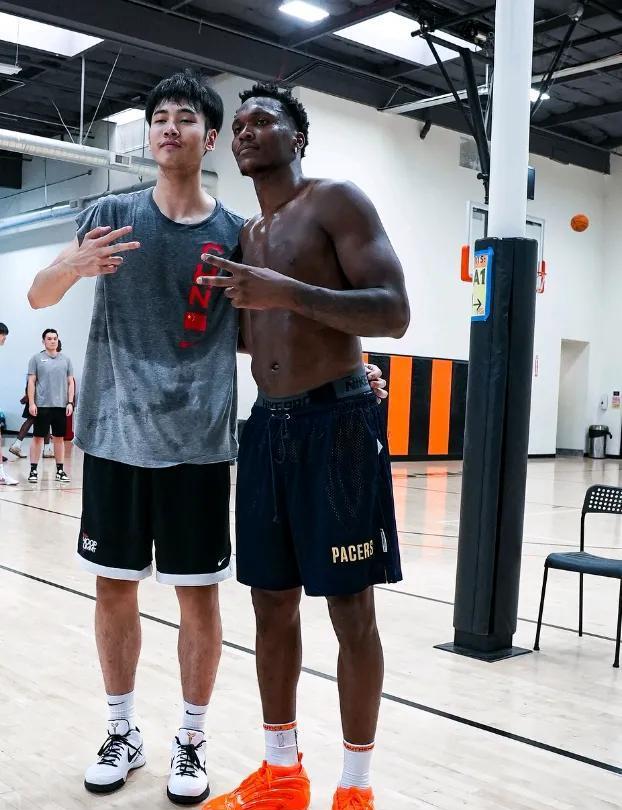 更有三场轰 更有三场轰