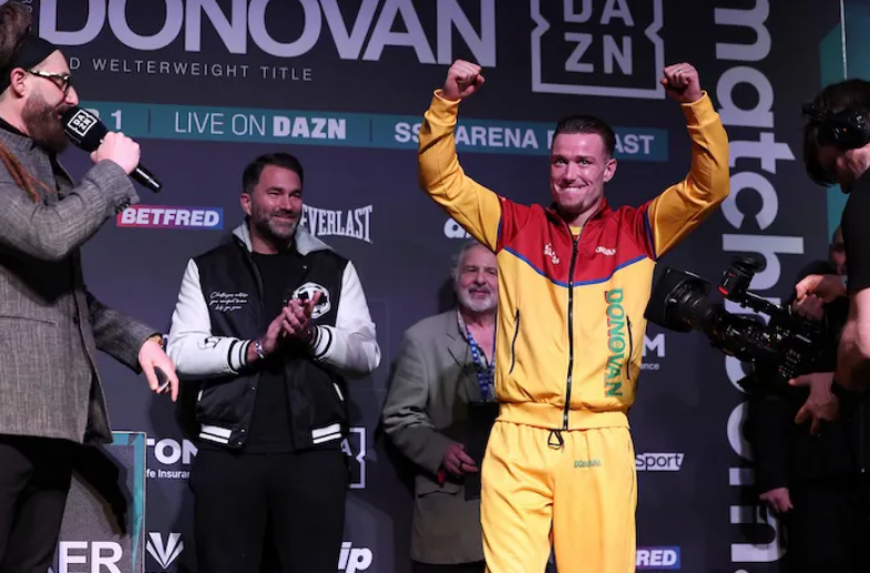 谈判桌上, 本周末 谈判桌上, 本周末