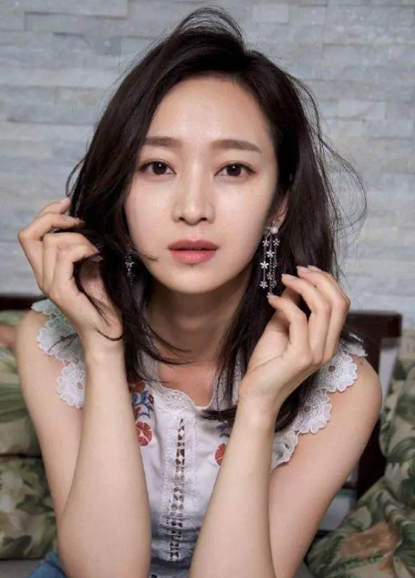 岁娇妻已独, 多年, MB 岁娇妻已独, 多年, MB