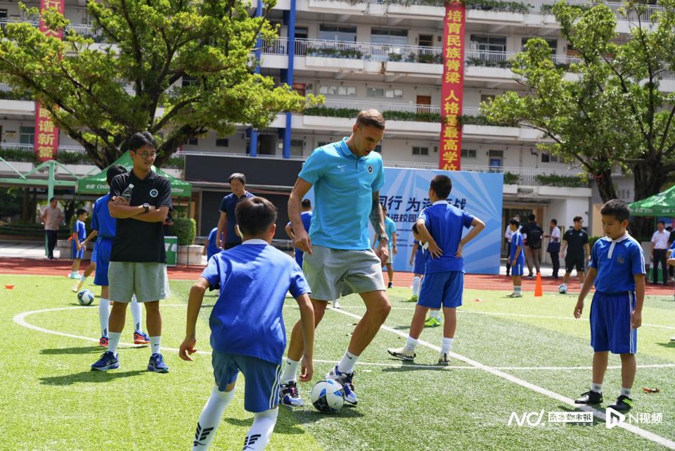 记者林敏儿, 色文创